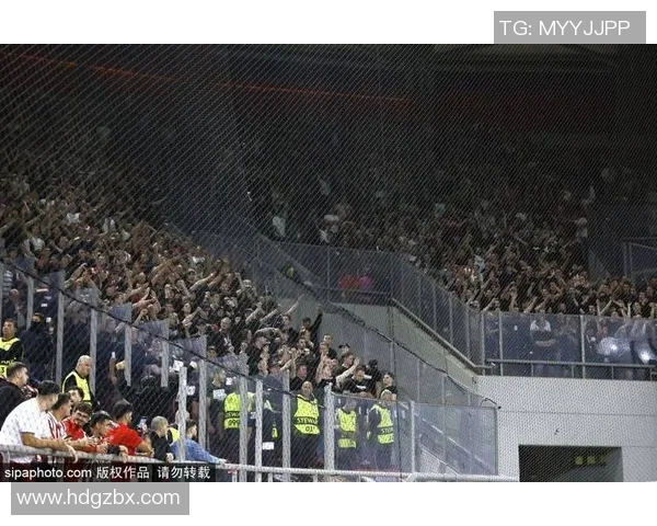 新闻联播聚焦足球明星背后的故事与荣耀时刻 新闻联播聚焦足球明星背后的故事与荣耀时刻