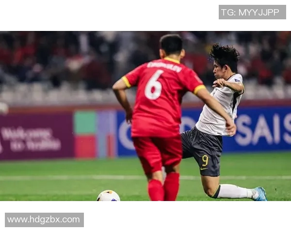 中国队与卡塔尔激战正酣精彩瞬间图片集锦回顾比赛亮点与精彩时刻